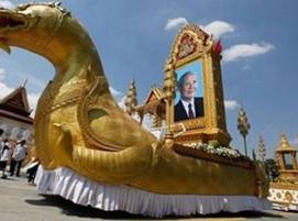 http://www.vietvungvinh.com/2013/images/stories/2013-01/Other/dam-tang-Norodom-Sihanouk_thumb_medium315_234.jpg