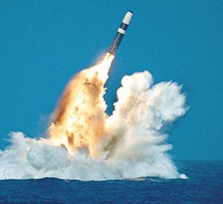 http://static.newworldencyclopedia.org/thumb/9/99/Trident_II_missile_image.jpg/275px-Trident_II_missile_image.jpg