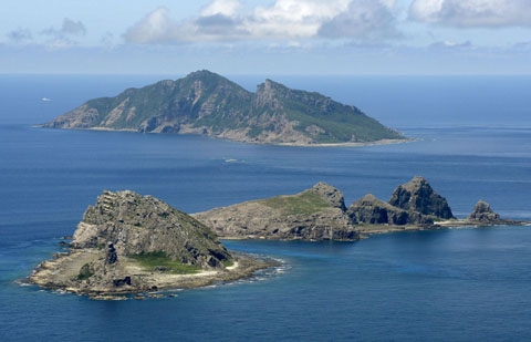 Senkaku, Điếu Ngư, Hoa Đông