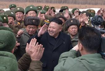 Hình ảnh hiếm hoi Kim Jong-un công du bằng máy bay - Ảnh 7