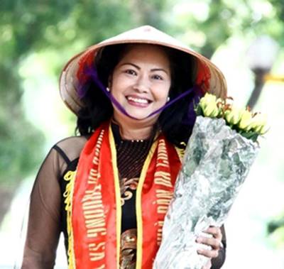 https://fbcdn-sphotos-d-a.akamaihd.net/hphotos-ak-ash3/t1/1975173_599539820130108_2011594698_n.jpg