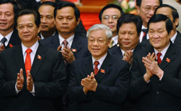 Các nhà lãnh đạo hàng đầu của đảng cộng sản Việt Nam  (từ trái)Thủ tướng Chính phủ Nguyễn Tấn Dũng, tổng bí thư đảng Nguyễn Phú Trọng, chủ tịch nước Trương Tấn Sang 