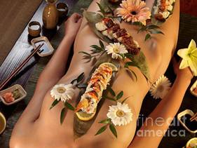 Chiêm ngưỡng nghệ thuật sushi Nhật Bản khoả thân (Nyotaimori) 3