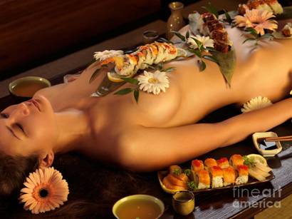 Chiêm ngưỡng nghệ thuật sushi Nhật Bản khoả thân (Nyotaimori) 8